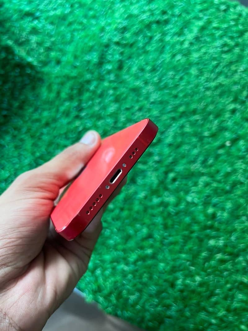 Apple iPhone 12 2