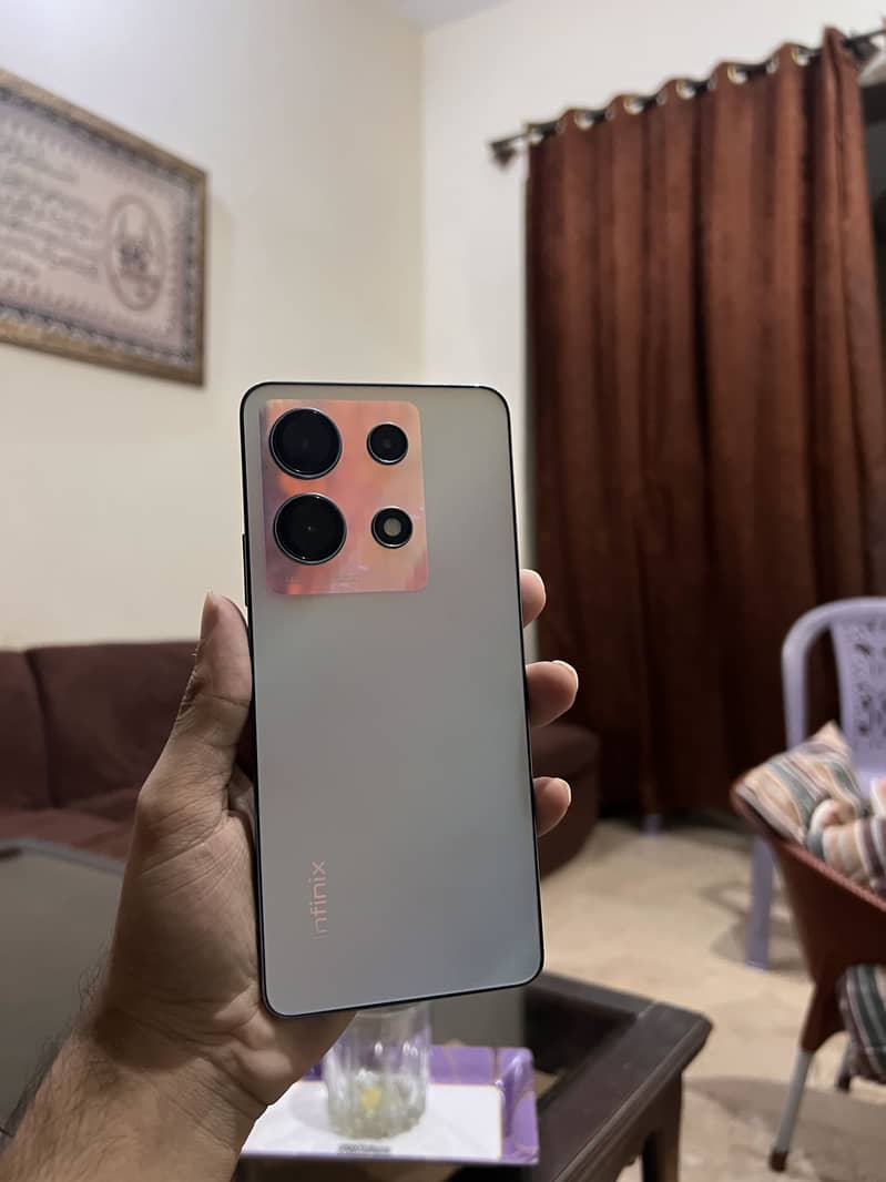 Infinix Note 30 0