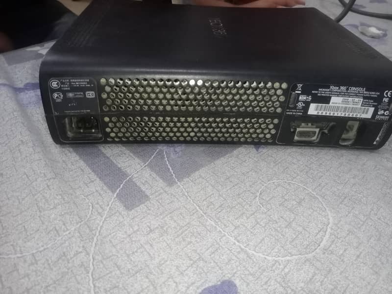 Xbox 360 9/10 condition 2