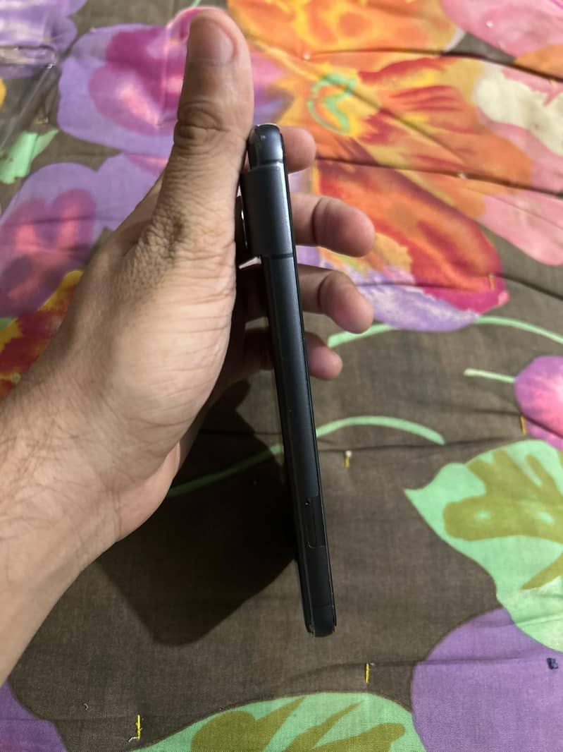Google Pixel 8 2