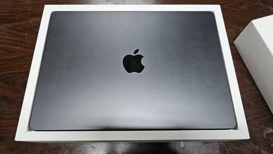 Macbook pro M4 pro 24/512 14"