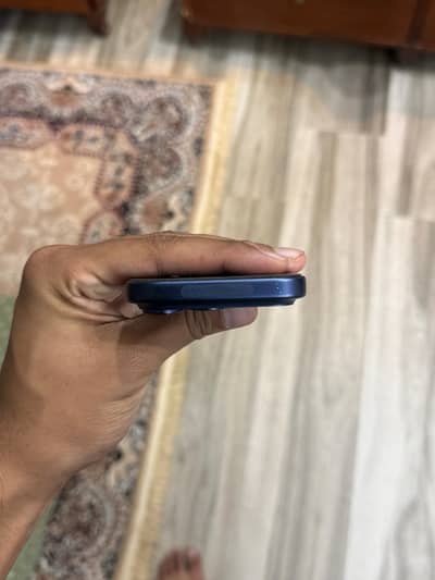 Iphone 17 pro — non pta 100%health