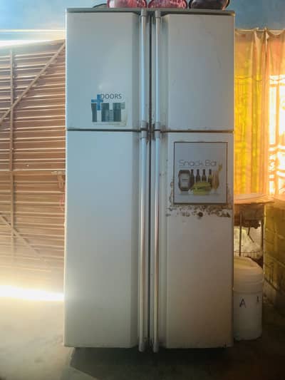 4 Door Dawlance Refrigerator