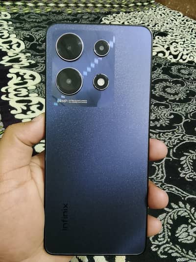 Infinix Note 30