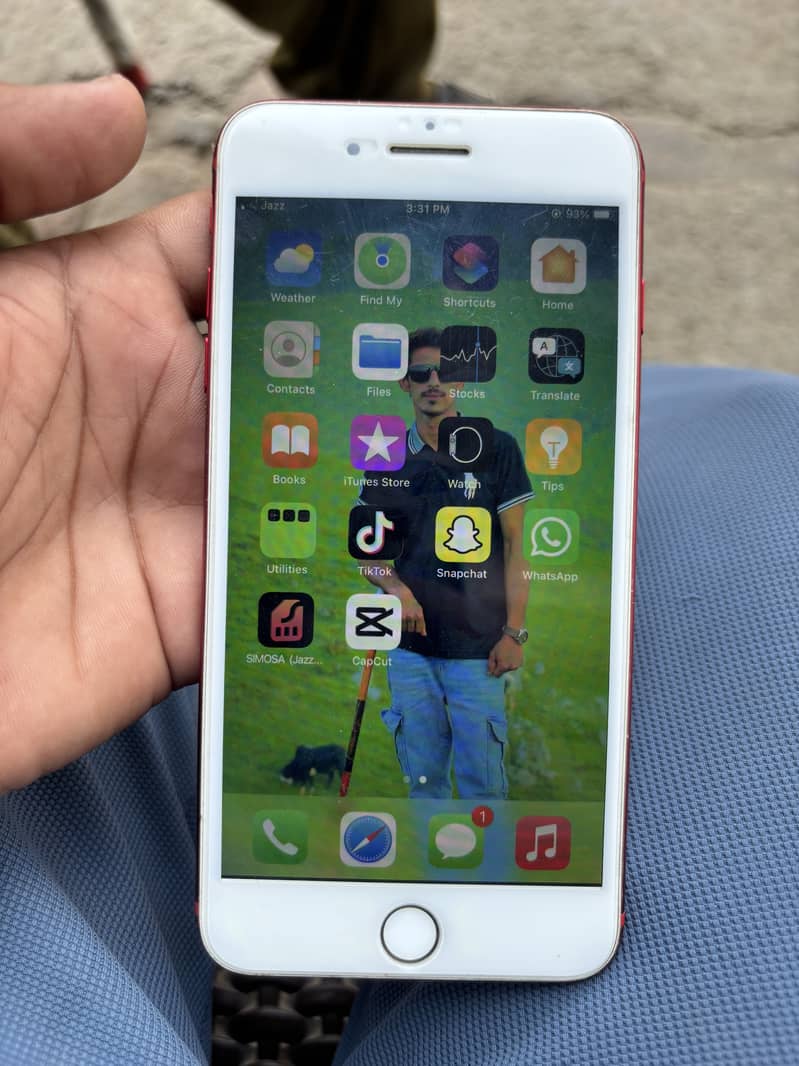 Apple iPhone 7 Plus 1