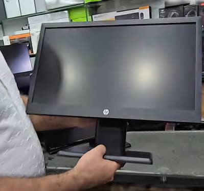 HP 19 Inch Widescreen LCD LED Monitor - Excellent Condition