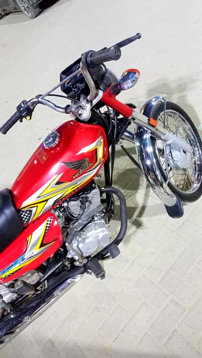 Honda CG-125 2025 model Applied Totally Genuine mint condition