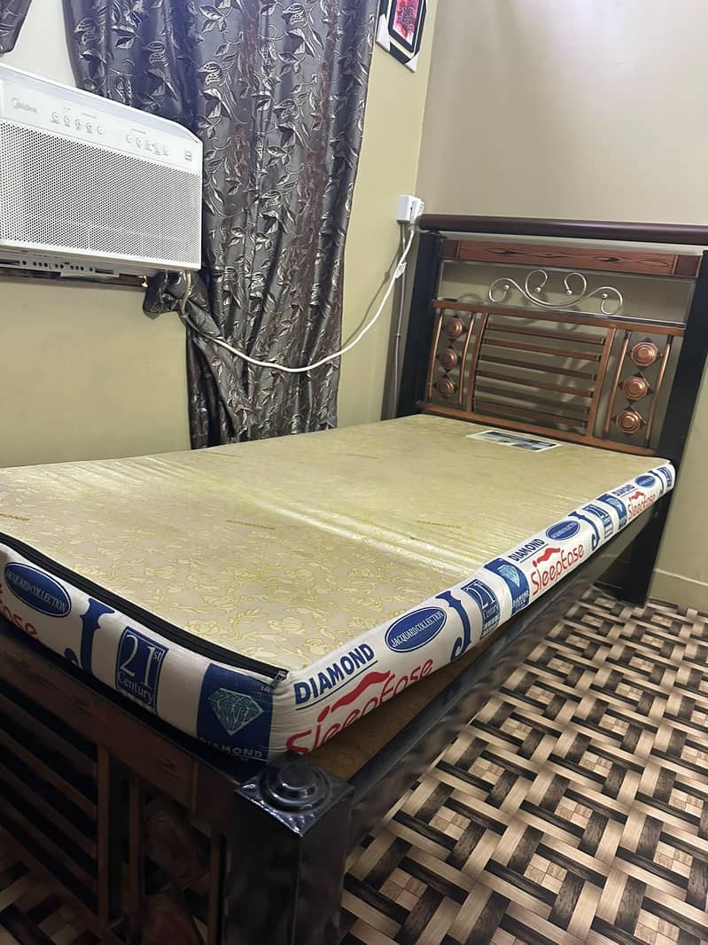 2 bed 2 foram 1
