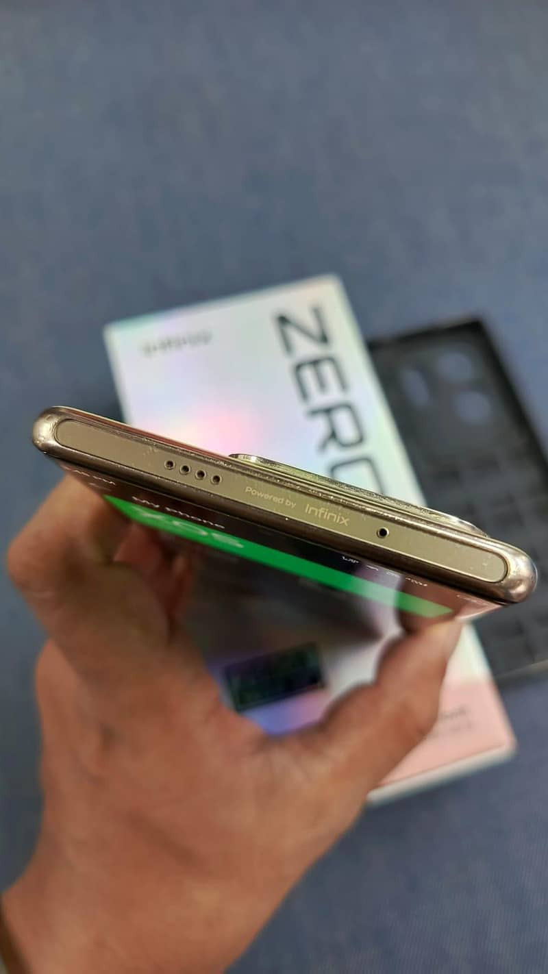 Infinix Zero 30 6