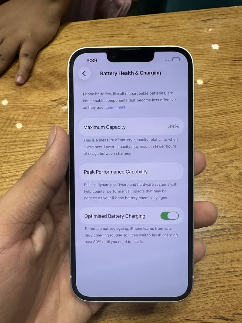 Apple iPhone 14 3