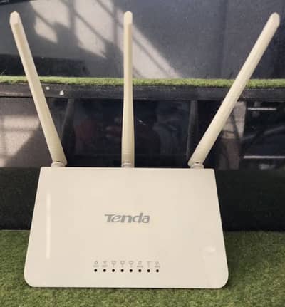 Tenda router