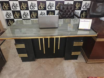 office Table for sale with top 8mm glass