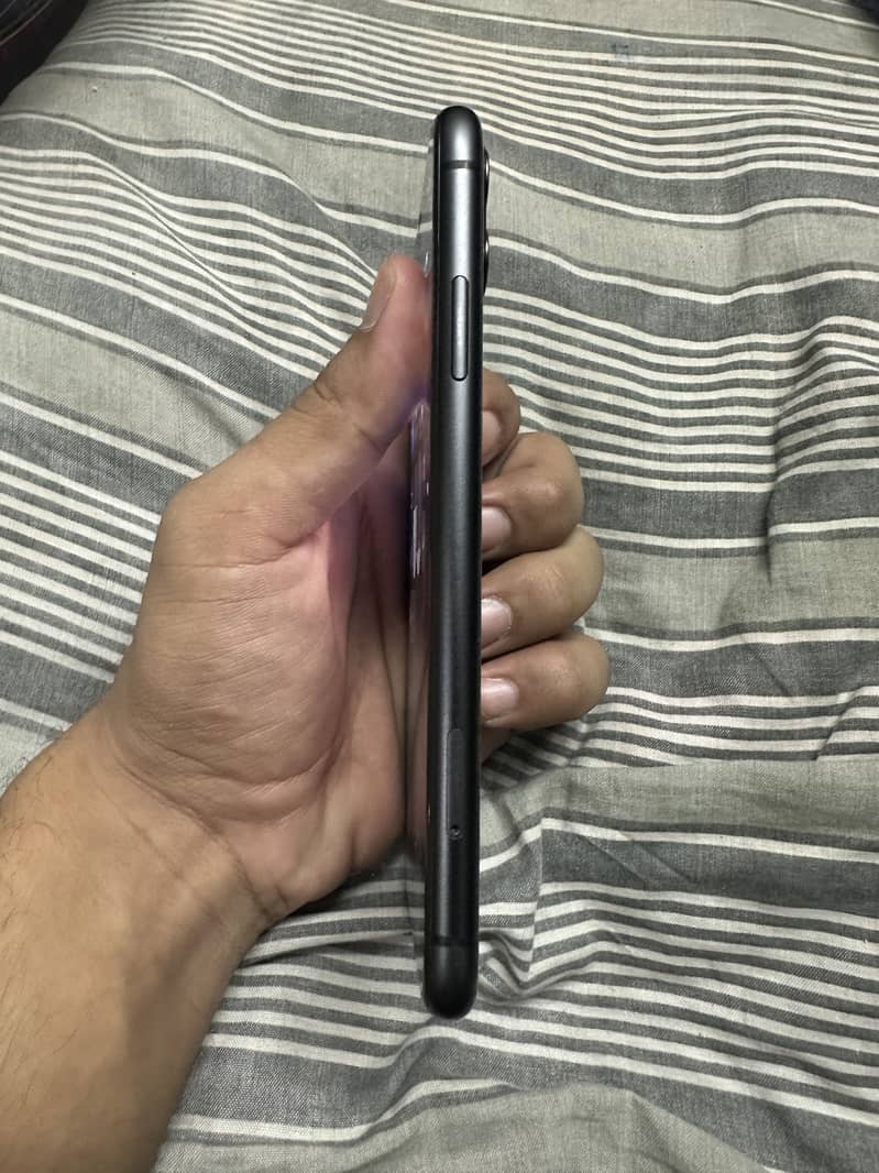 Apple iPhone 11 1