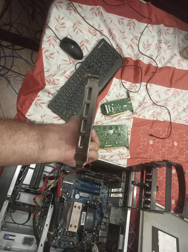 amd firepro W7000 4gb ddr5 256bit 2