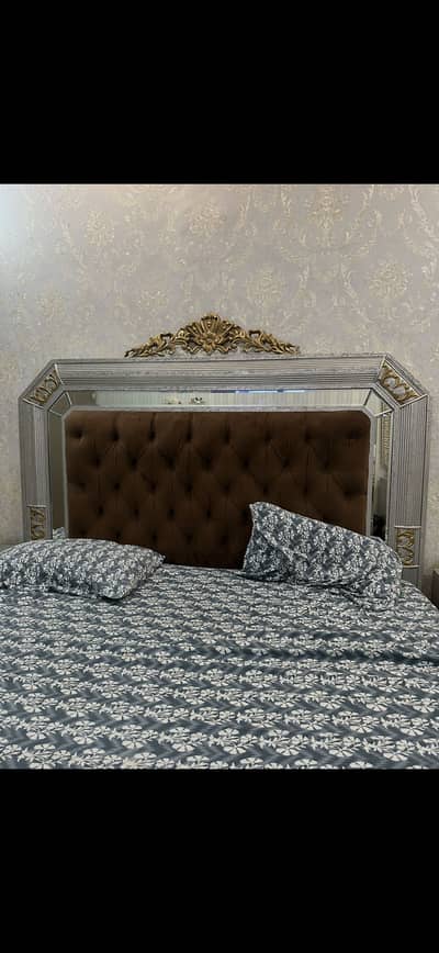 Bed and table chairs