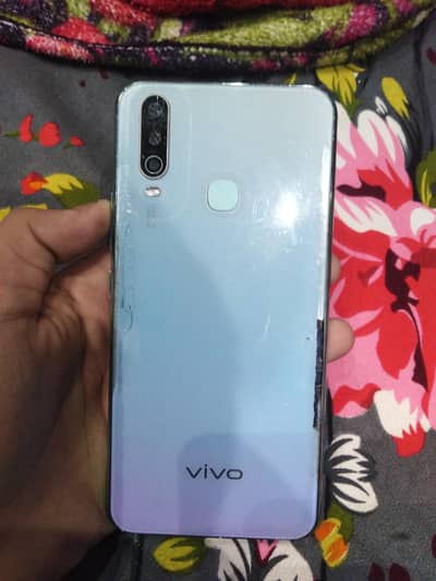 Vivo Y17