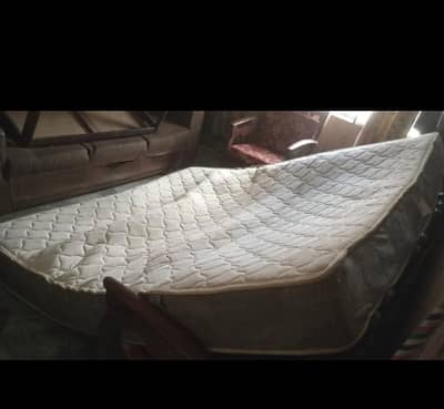 Bed mattress 7/10 condition