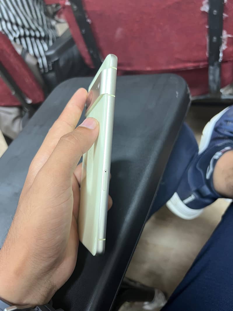 Google Pixel 7 2