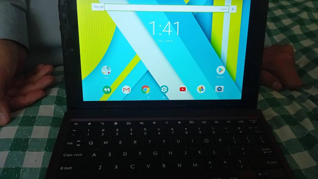 Compac 2 in 1 tablet 2