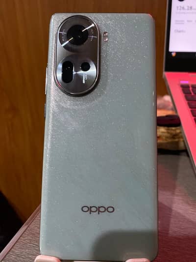 Oppo Reno 11 5G, 12Ram,256GB - Condition 10/9 , original Box & Charger