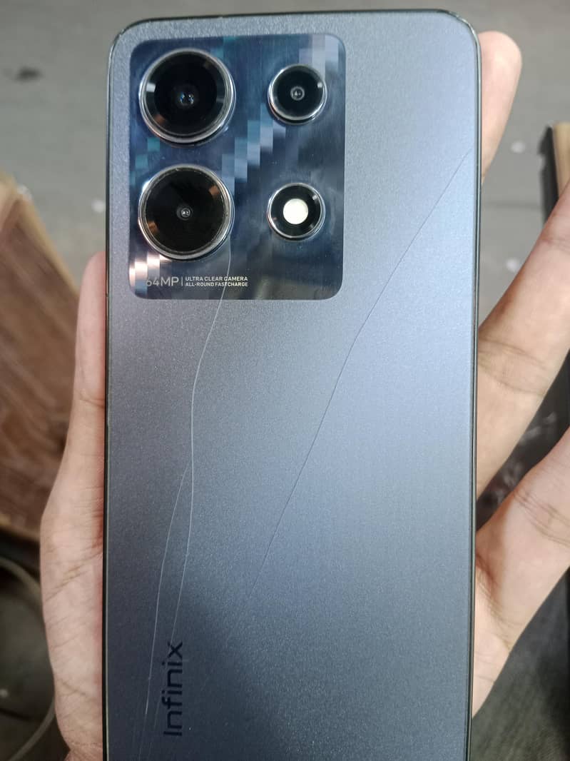 Infinix Note 30 4