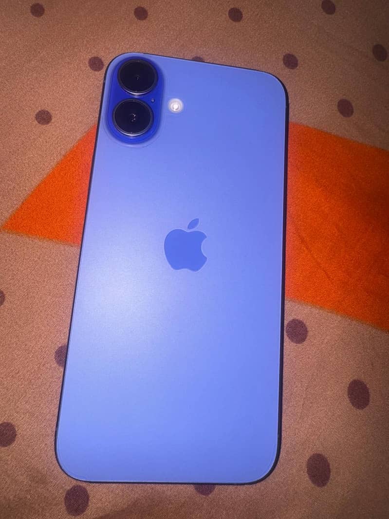 Apple iPhone 16 Plus 3