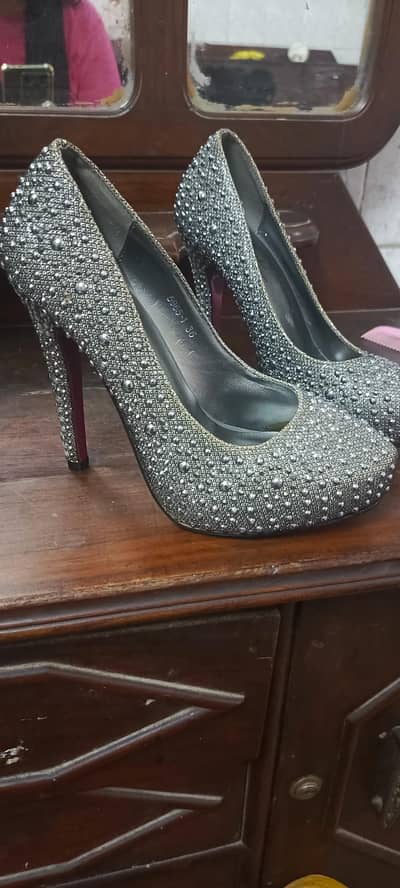 high heels-Size 36