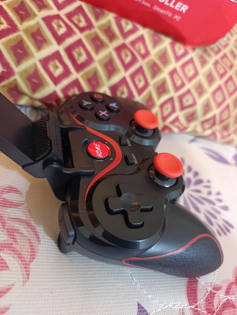 wireless gaming controller  3