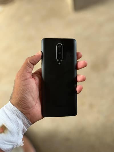 One Plus 8 5g. Dual Pta