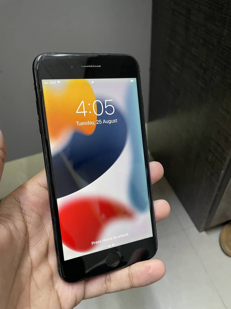 Apple iPhone 7 Plus 5