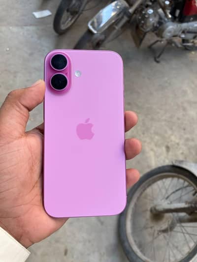 Apple iPhone 16