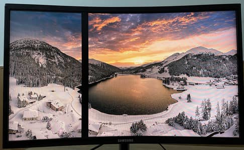 Samsung Curved monitor