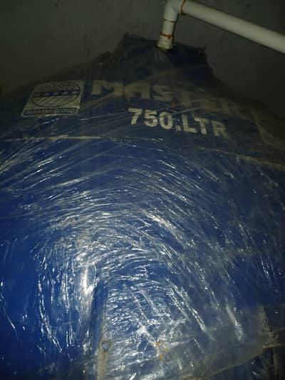 orignal master tanki 750 ltr new conditions only 1 year used
