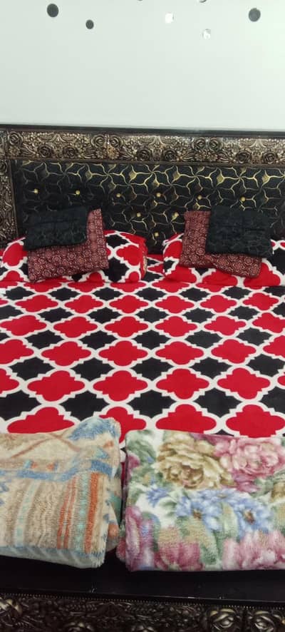 king size Bed