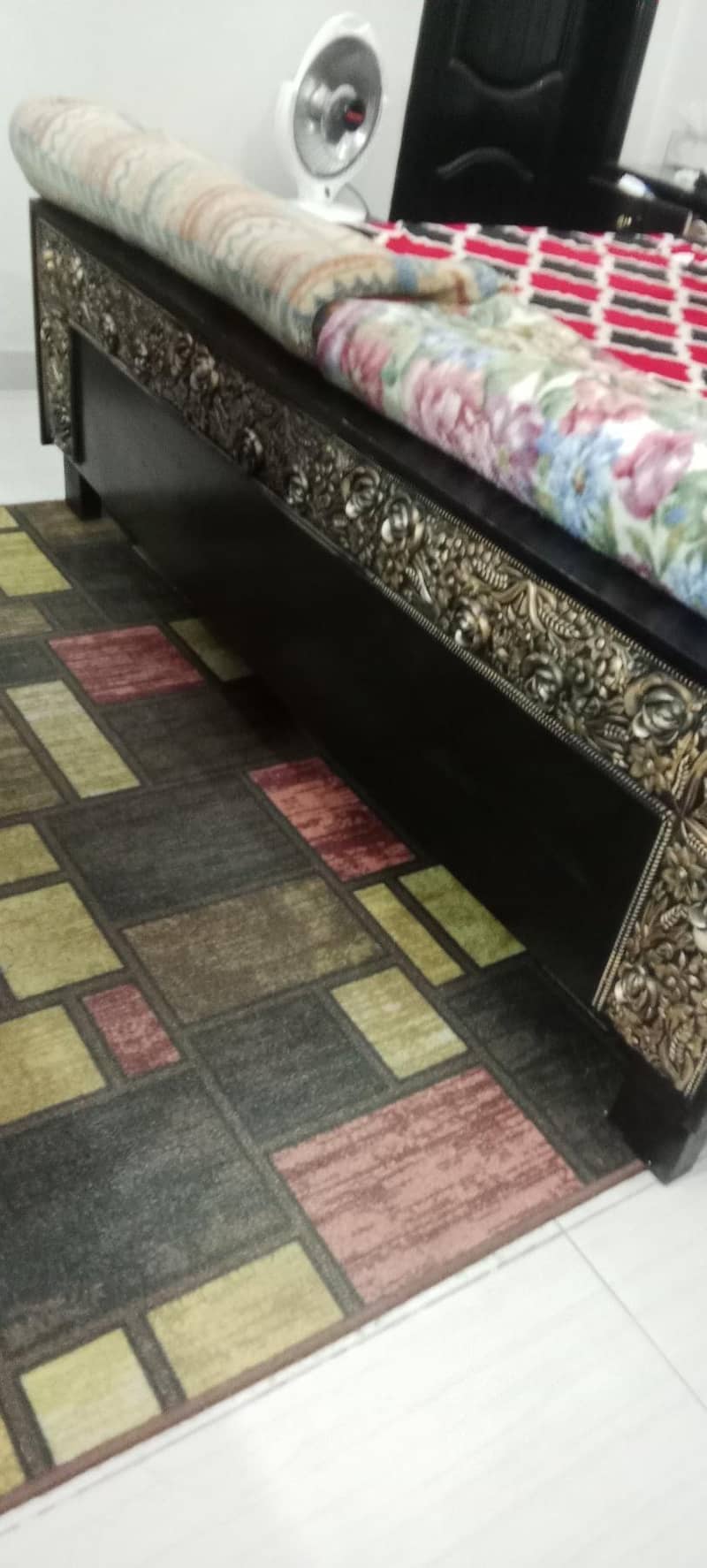 king size Bed 2