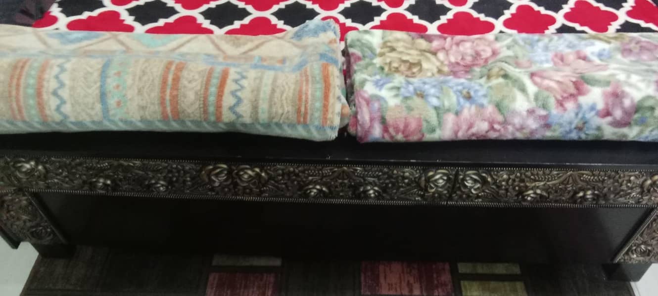 king size Bed 3
