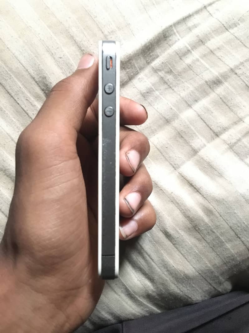 Apple iPhone 4 3