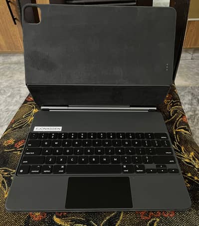 iPad Magic keyboard 12.9"