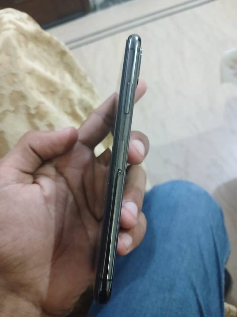 iPhone X 2