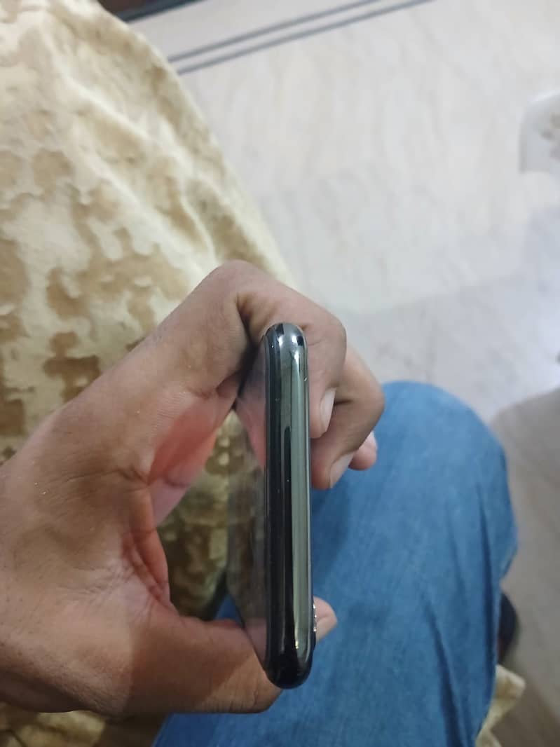 iPhone X 5