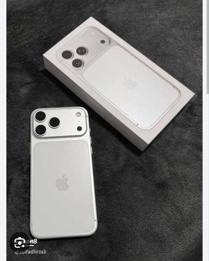 Apple iPhone 17 Pro Max 2