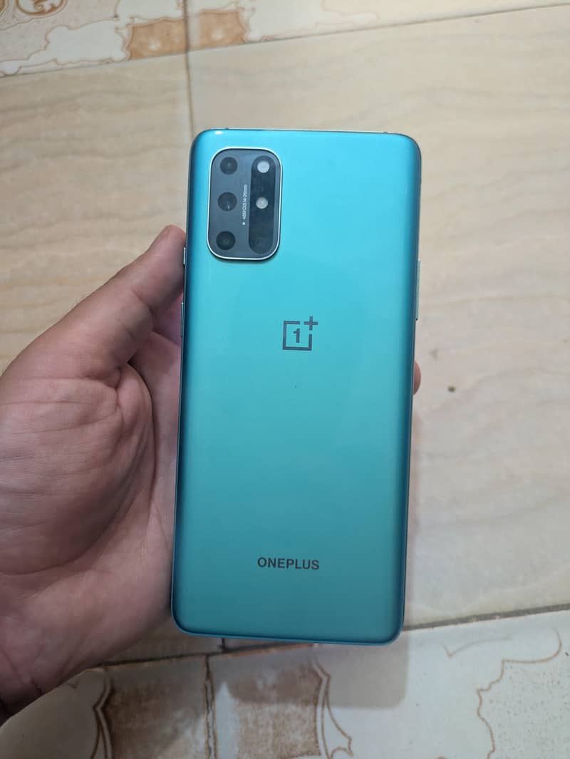 one plus 8T 1