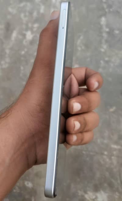 Realme note 70