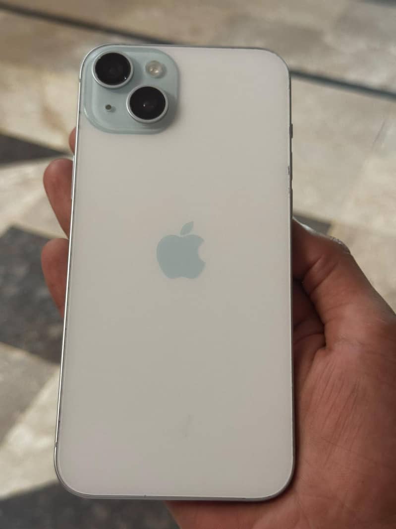 Apple iPhone 15 plus 6