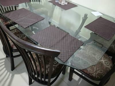 dinning table with six chairs