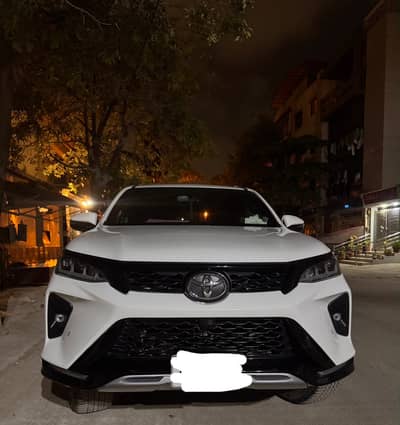 Toyota Fortuner Legender 2022