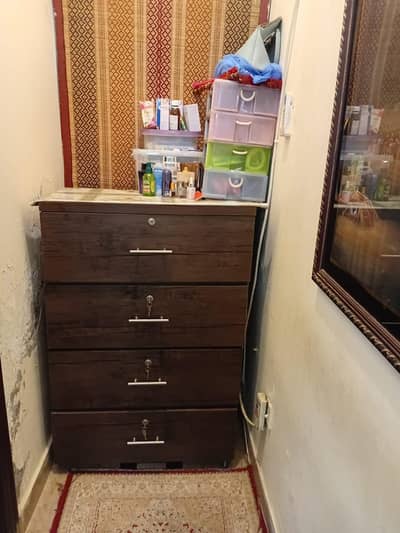 wooden drawers available in excellent condition