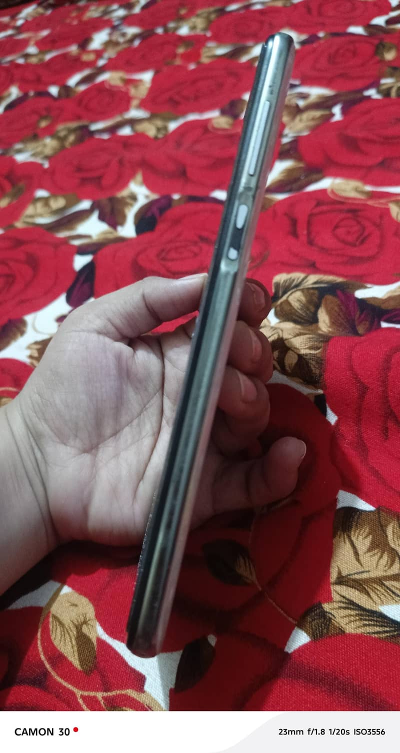 Xiaomi Redmi Note 9S 3