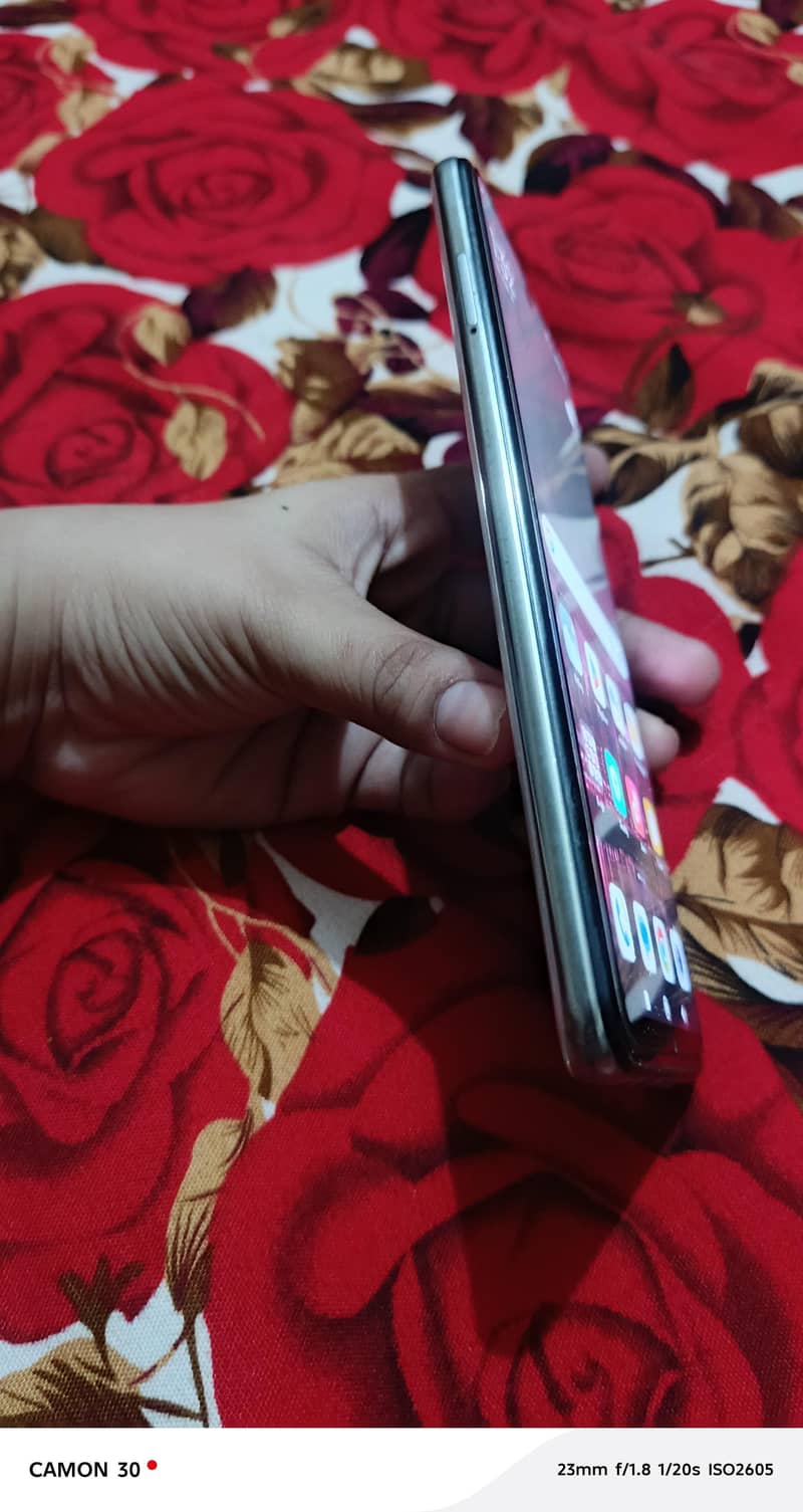 Xiaomi Redmi Note 9S 5