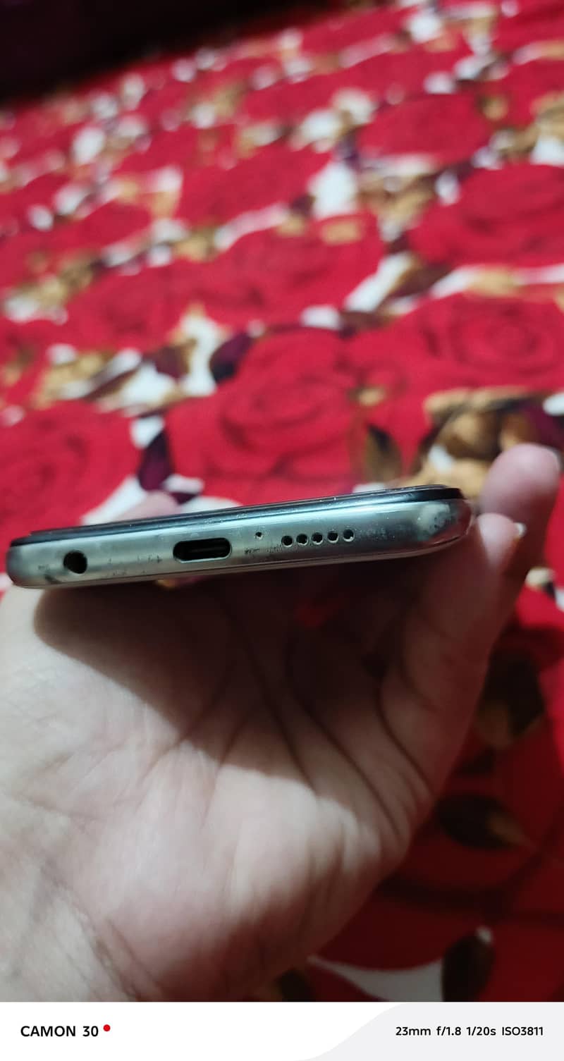 Xiaomi Redmi Note 9S 7